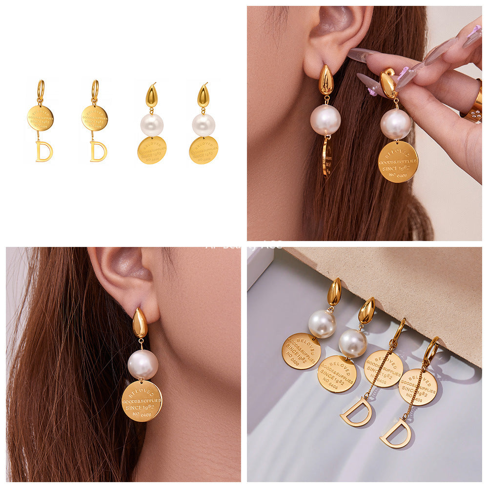 B廠-法式小眾氣質圓牌字母吊墜耳環大膠珍珠飾品不鏽鋼18K鍍金「F860-F861」25.11-1