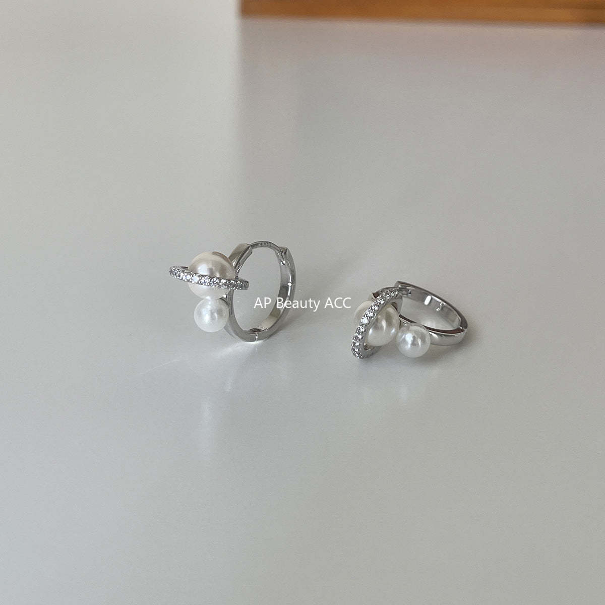 C廠-925銀針鋯石耳環女輕奢復古氣質珍珠耳扣設計感高級秋冬百搭耳飾「EH-4312」25.12-3