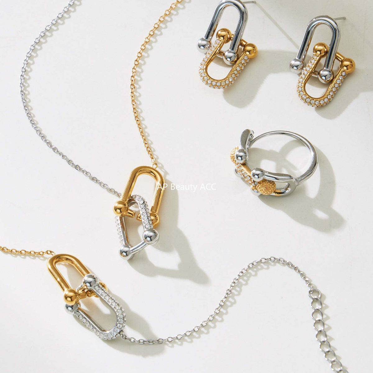B廠-不鏽鋼馬蹄扣帶鑽飾品耳環戒指手鍊項鍊首飾套裝鍍18k真金不掉色「TXP501」25.11-4