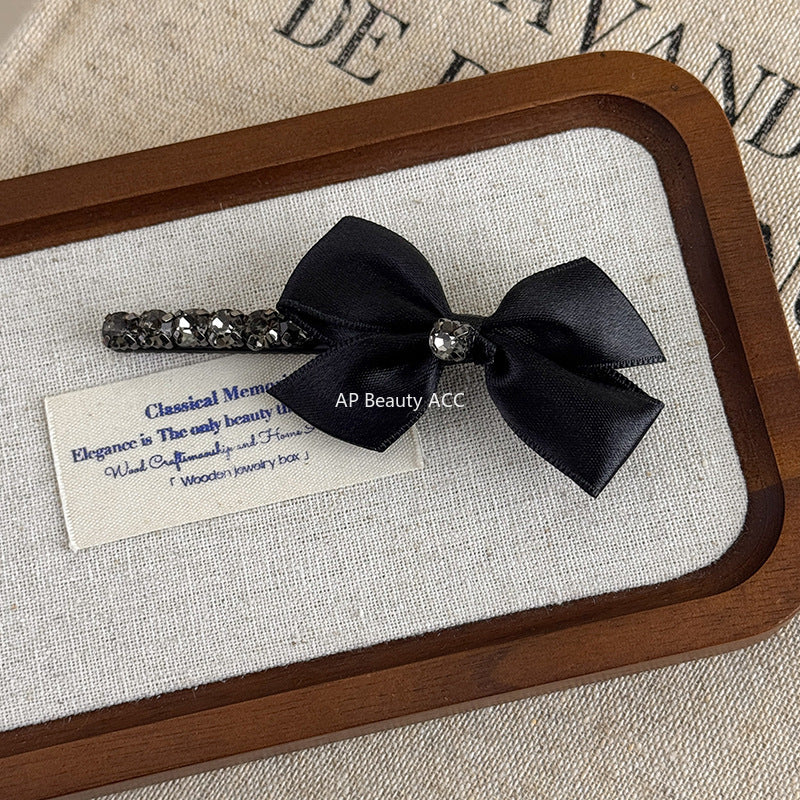 E廠-時尚氣質韓版蝴蝶結水鑽鴨嘴夾高檔瀏海側邊夾碎髮夾一字夾髮夾「26037E」25.11-2