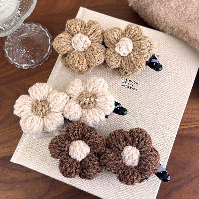 E廠-復古毛線花朵香蕉夾竪夾女秋冬飽滿後腦勺高馬尾抓夾氣質百搭髮夾「27628」25.11-1