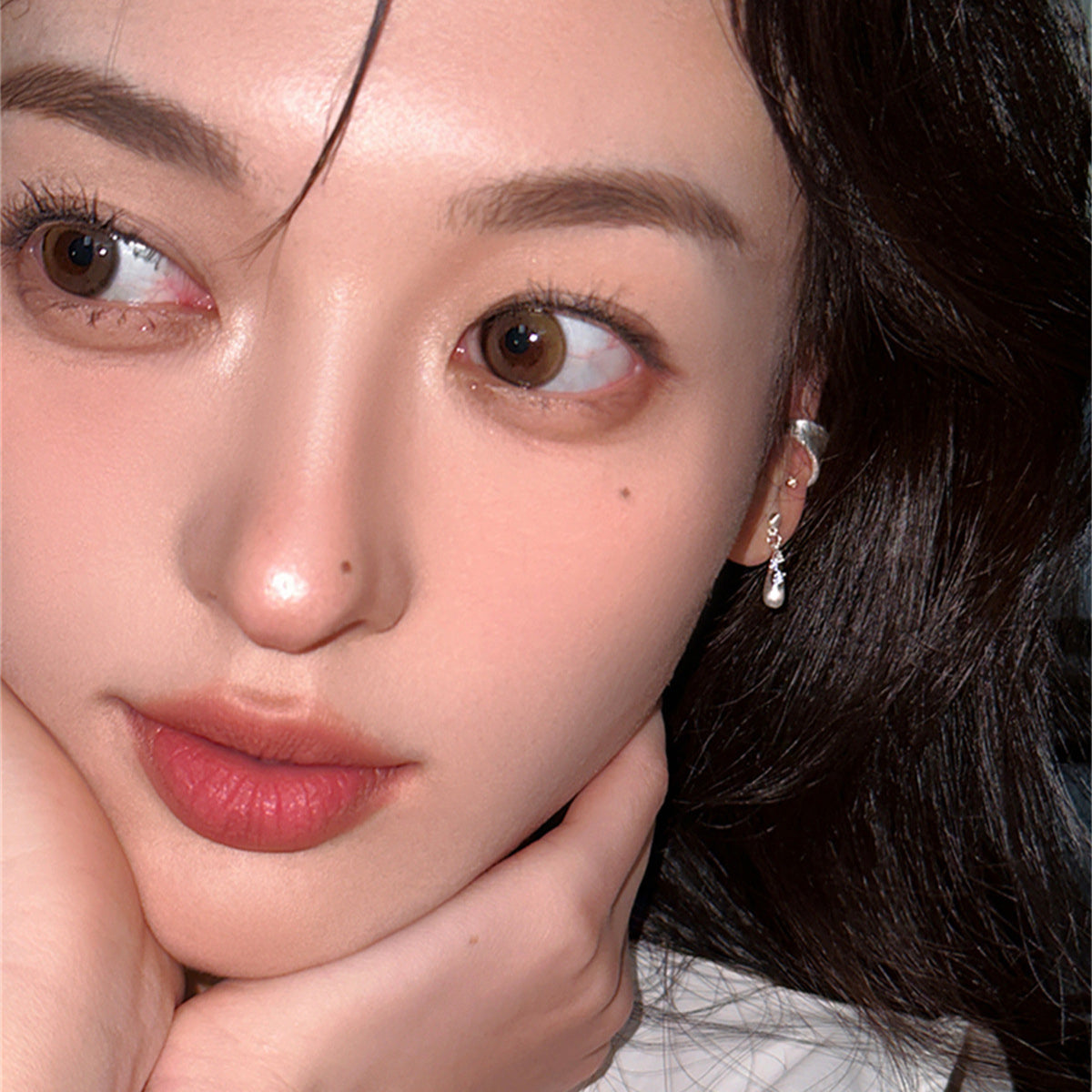C廠-清冷感拉絲水滴鋯石耳釘女溫柔小眾高級耳環簡約時尚氣質百搭耳飾「EH-3700」25.07-2