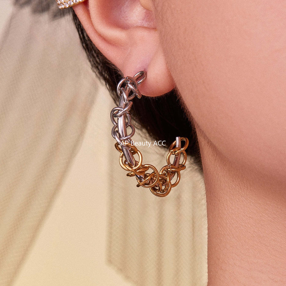 B廠-不鏽鋼嘻哈環扣纏繞C型拼色間電耳環歐美小眾耳飾鍍18k真金「F677」25.10-5