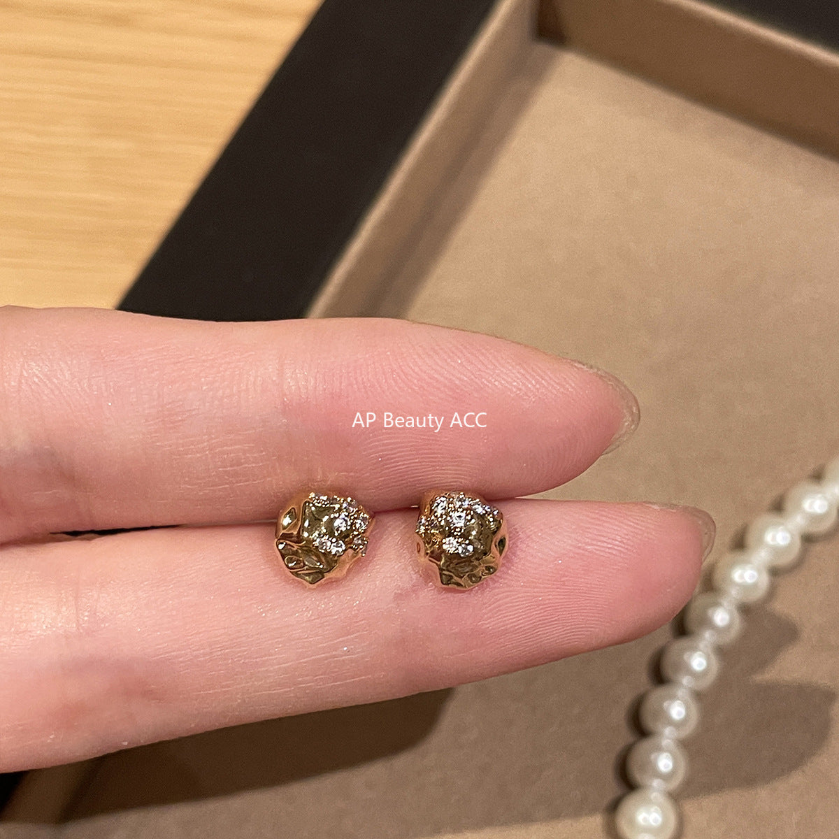 C廠-韓版不規則熔岩質感銀針耳釘女ins風小眾設計感高級爆閃鋯石耳環「EH-4004」25.11-2