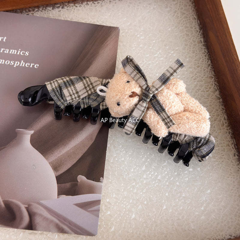 E廠-美拉德格紋布藝蝴蝶結玩偶小熊香蕉夾髮夾竪夾大號馬尾夾韓版髮飾「27722」25.11-4