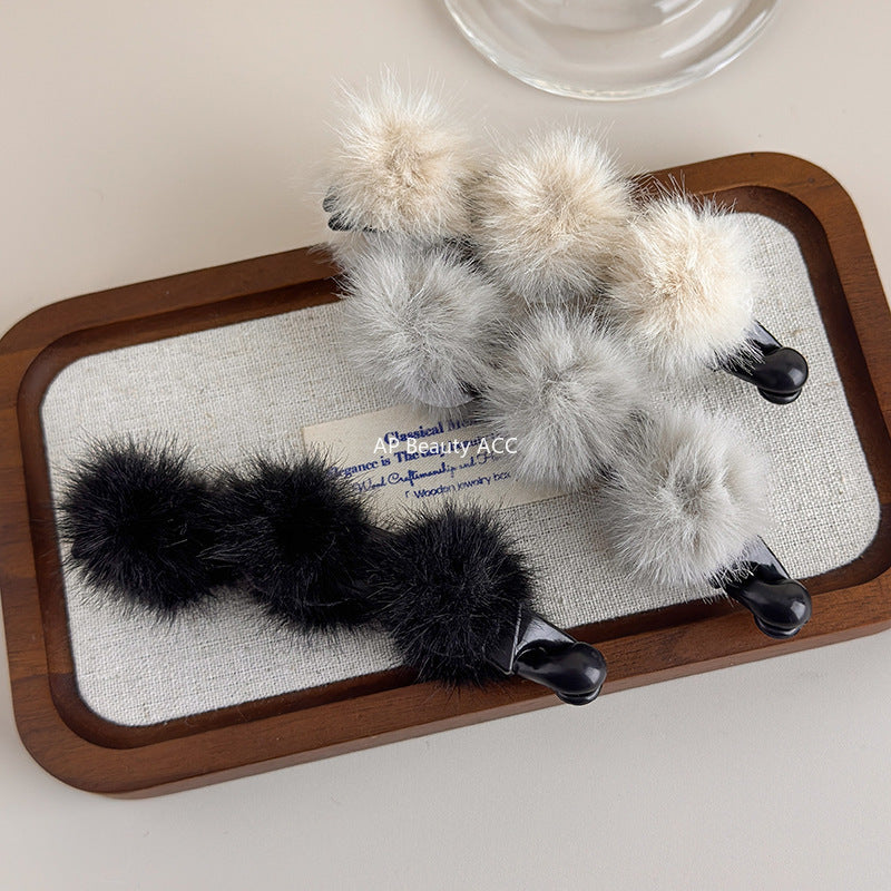 E廠-秋冬毛茸茸髮夾毛絨高馬尾抓夾後腦勺鯊魚夾子香蕉竪夾髮卡女頭飾「27660」25.11-2