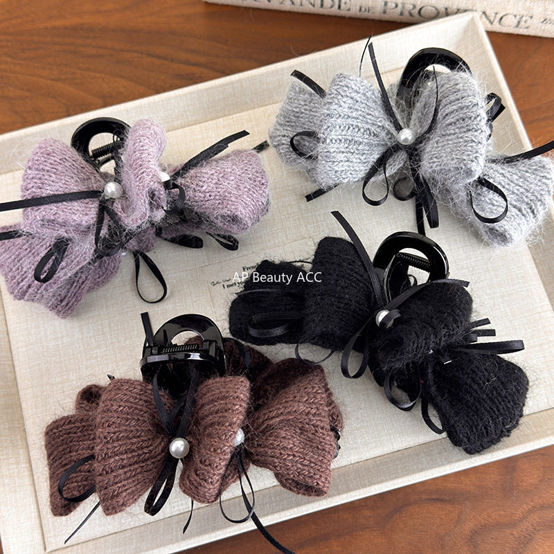 E廠-秋冬氛圍感韓系兔毛毛線珍珠絲帶蝴蝶結抓夾後腦勺髮夾精緻鯊魚夾「27667」25.11-2