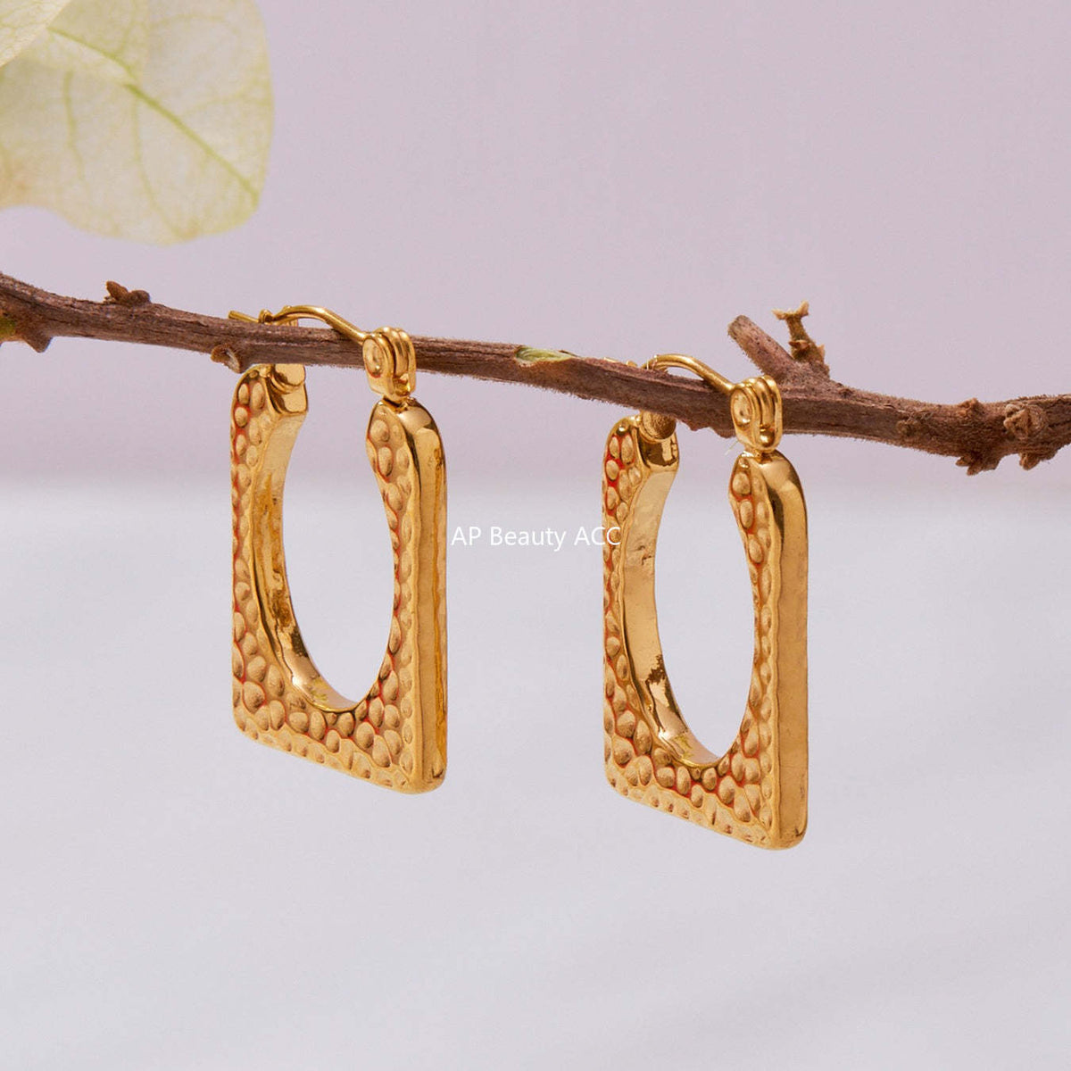 B廠-不鏽鋼幾何U型重工錘紋耳環跨境熱銷新款耳飾鍍18k金不掉色「F624」25.10-5