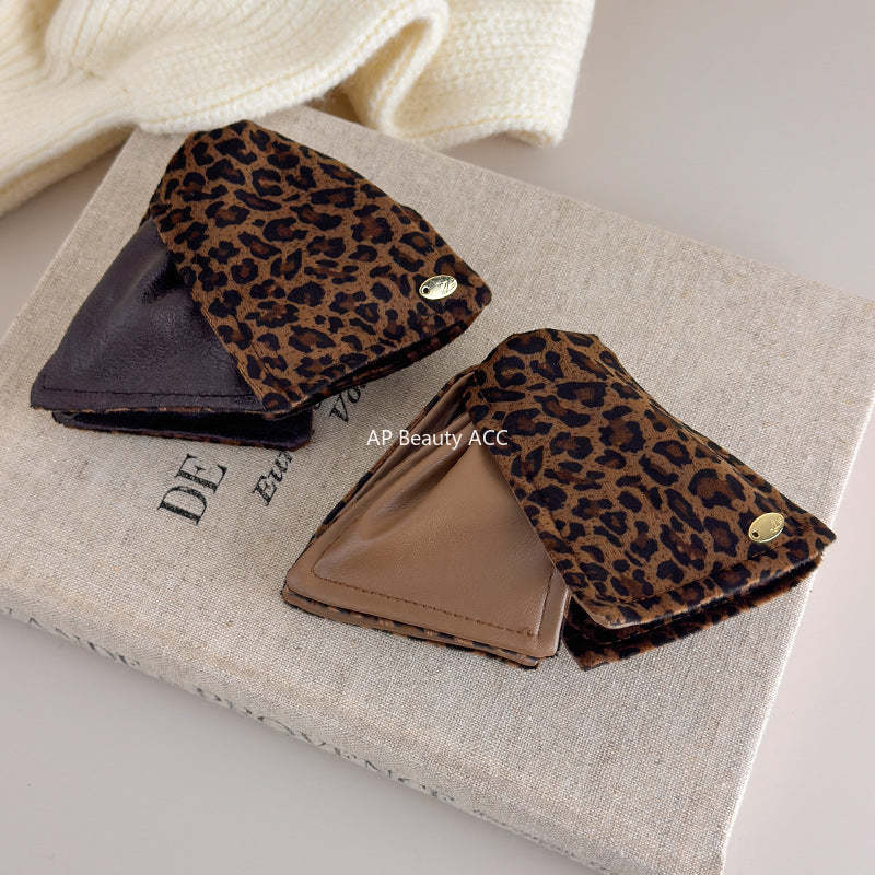 E廠-復古輕奢經典皮質豹紋三角抓夾高端個性洋氣髮夾後腦勺百搭鯊魚夾「27617」25.10-5