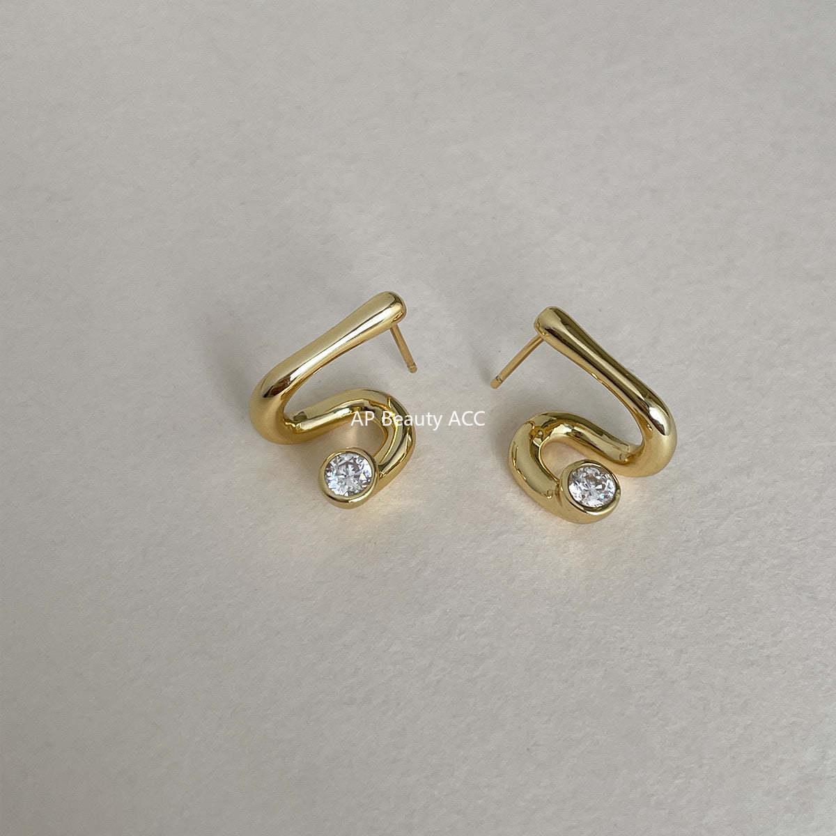 C廠-925銀針精緻曲線耳釘女輕奢小眾ins韓版鋯石耳環氣質通勤秋冬耳飾「EH-4049」25.10-5