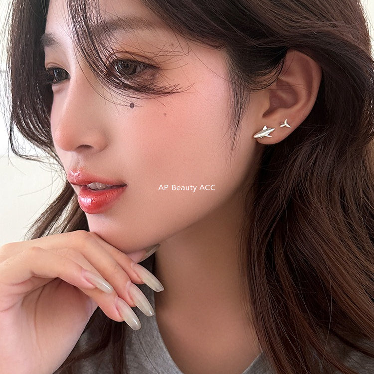 C廠-小眾設計冷淡風不對稱鯊魚耳釘女高級感酷颯可愛風銀針耳環新耳飾「EH-4141」25.11-2