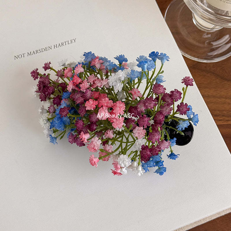 E廠-劉亦菲同款滿天星花朵鴨嘴夾髮卡仿真花朵髮夾新娘氛圍感拍照髮飾「27642」25.11-1