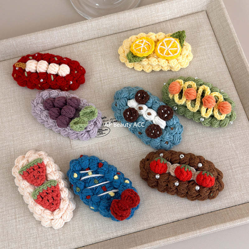 E廠-秋冬手工鈎針毛線水果髮夾女款2025新款前額bb夾側邊夾碎髮瀏海夾「27629」25.11-1