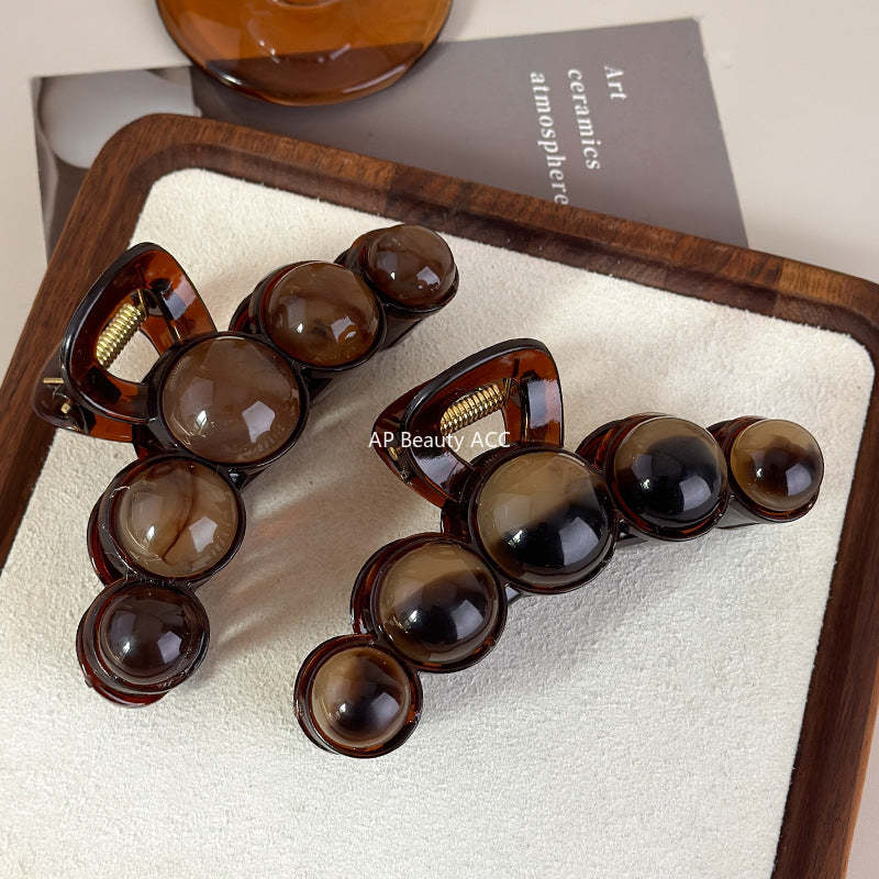 E廠-咖色高級感圓珠抓夾女2025新款高級感大號鯊魚夾後腦勺髮夾頭飾「27701」25.11-3