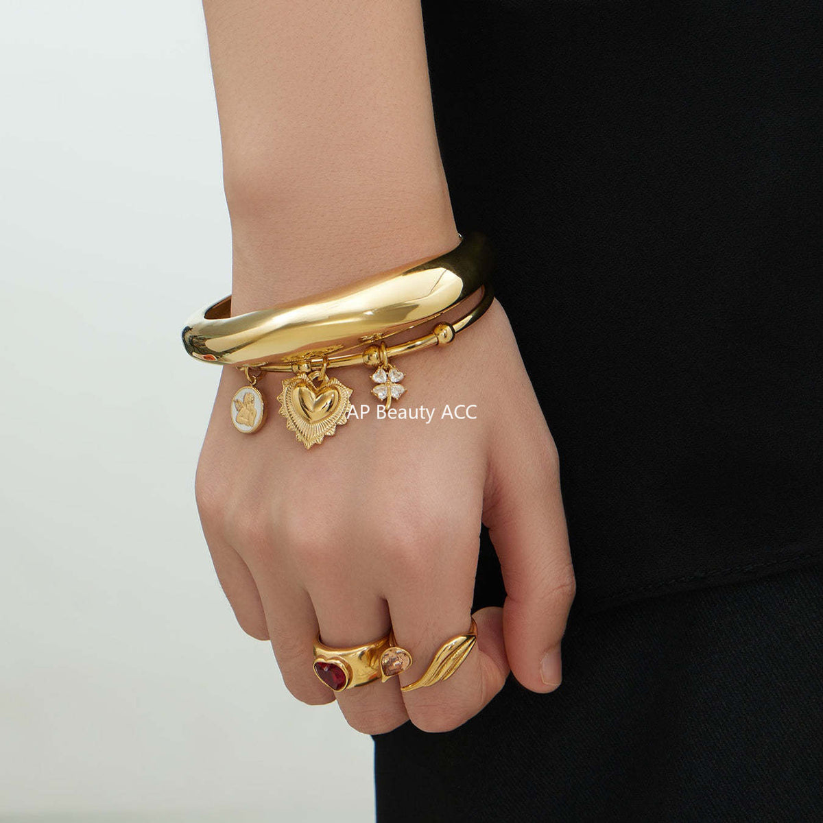 B廠-不鏽鋼鋯石花朵愛心吊墜手鐲C型斜角高拋光 光面百搭手環鍍18k金「Z516-Z517」25.12-2