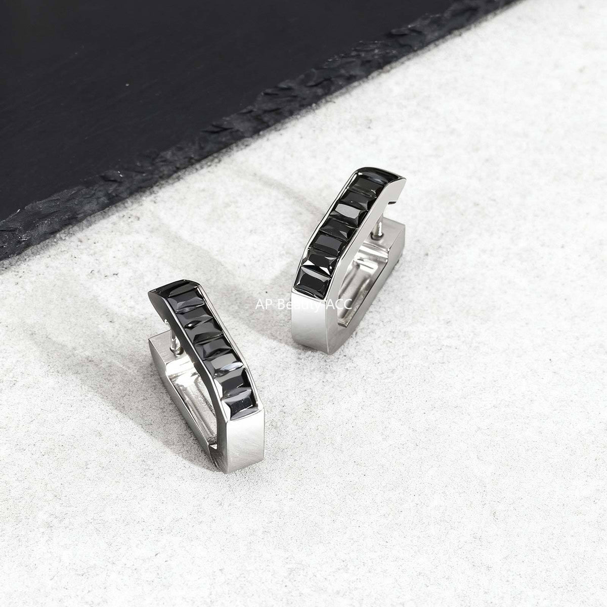 G廠-不鏽鋼黑色水鑽八邊形潮流玩家INS 風男友風耳圈鋼色「EH-802」25.12-1