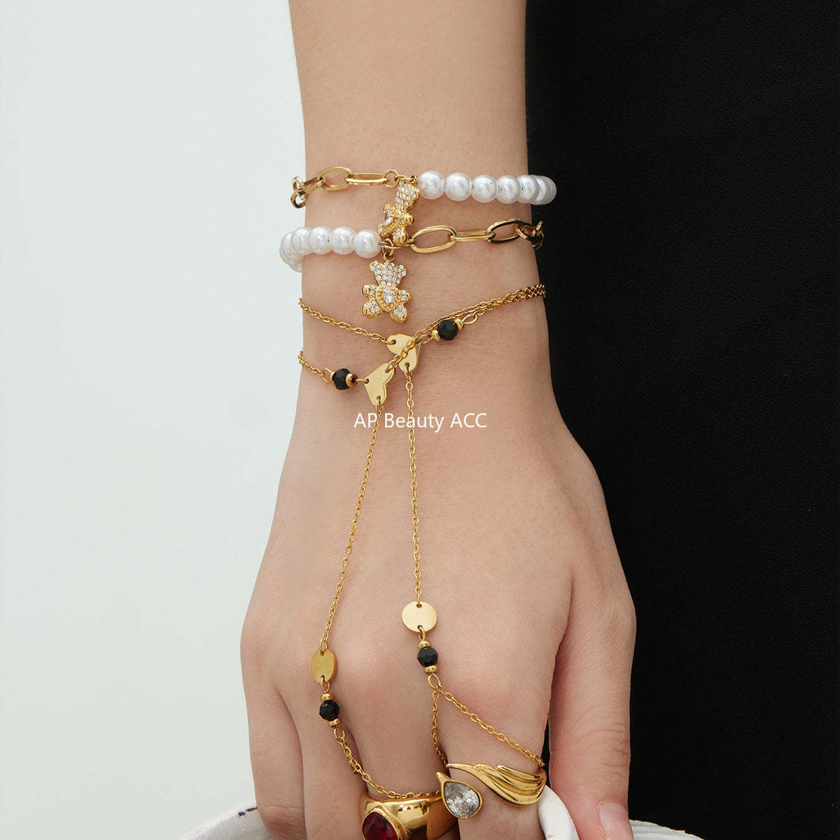 B廠-不鏽鋼愛心小熊鑲鋯石吊墜手工貝珠手鍊手指鏈組合手上鍍18k真金「E153-E162」25.12-3