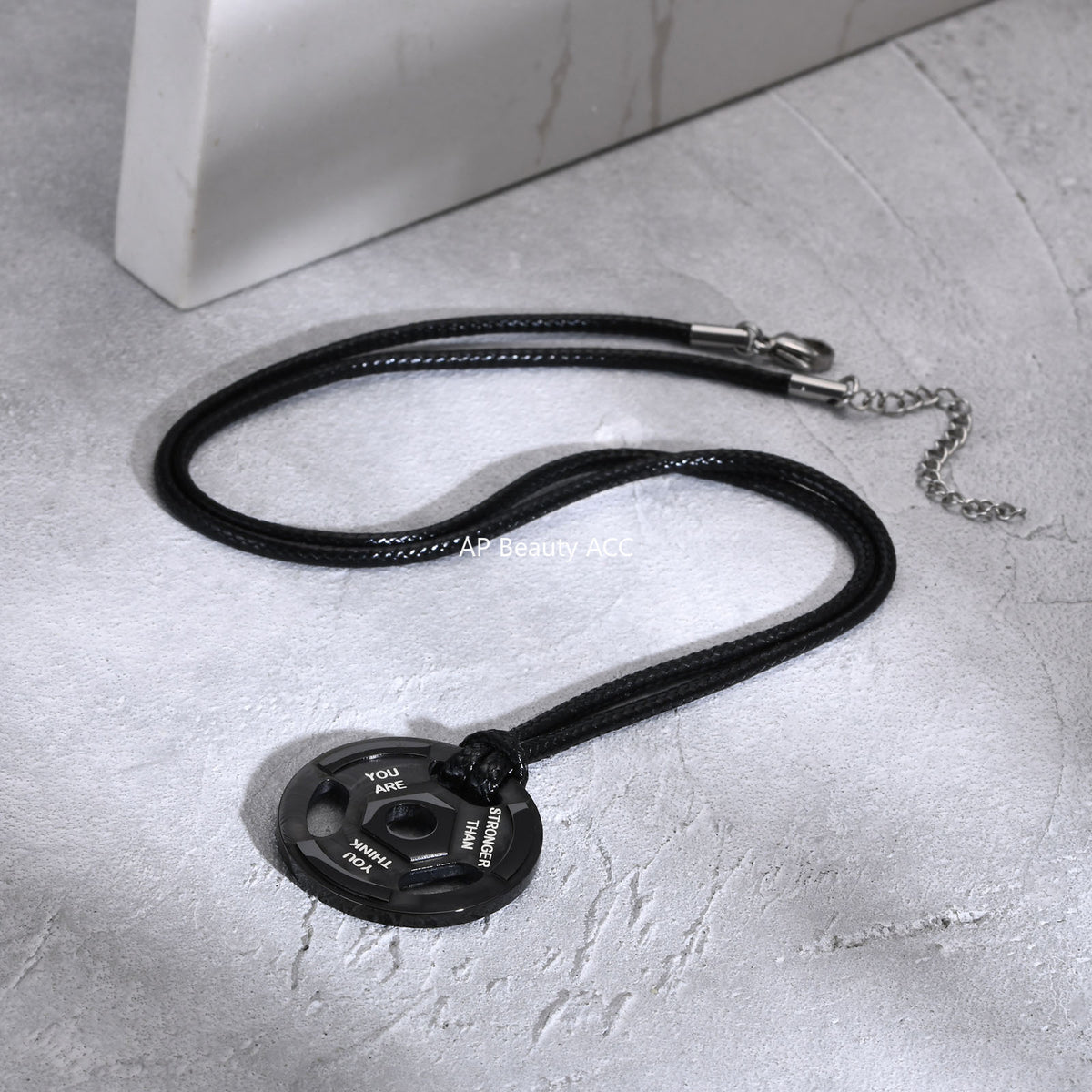 G廠-不鏽鋼歐美健身啞鈴片運動槓鈴吊墜都市極簡風男潮流飾品「PN-1891」25.11-2