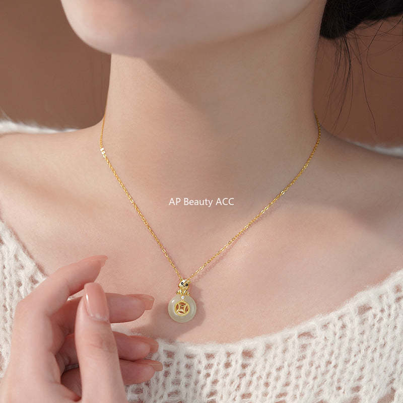 D廠-原創純銀S925小馬項鍊銅錢平安扣萌馬佑安本命年和田玉鎖骨鏈「YC3569N_1」25.12-2