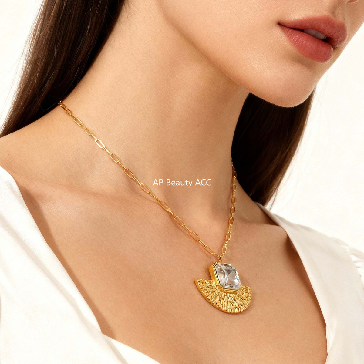 B廠-韓系小眾誇張鈦鋼玻璃石耳飾扇形火山紋理造型金色保色女個性項鍊「F1153-P1690」25.12-1