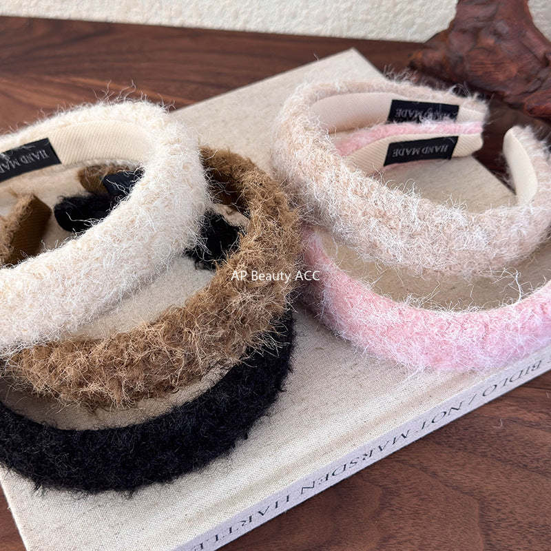 E廠-外出百搭毛絨髮箍女高級感洋氣時尚頭箍2025新款洗臉髮卡秋冬頭飾「26149」25.12-1