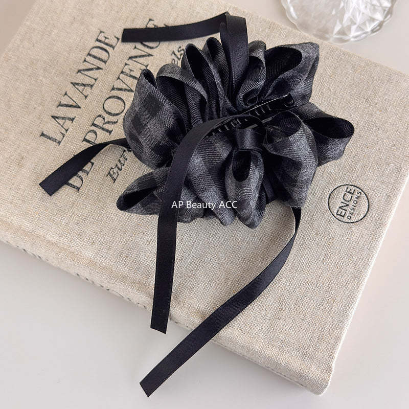 E廠-韓系格雷灰磨毛格紋褶皺花苞香蕉夾溫柔氣質高級飄帶蝴蝶結馬尾夾「27723」25.11-4