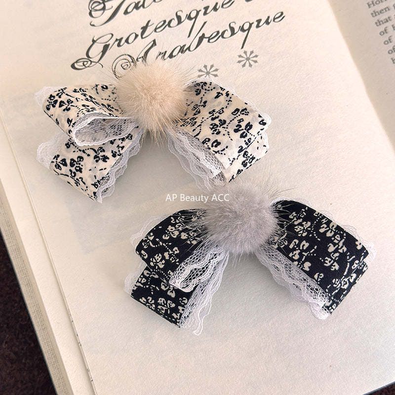 E廠-碎花毛球蝴蝶結髮夾鴨嘴夾半扎髮後腦勺香蕉夾高級感髮飾髮卡頭飾「27774」25.12-2