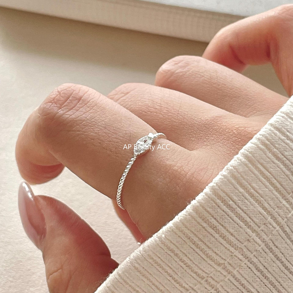 F廠-韓版小紅書ins簡約S925純銀鋯石小魚戒指設計感個性戒指圓「J2144」25.11-3