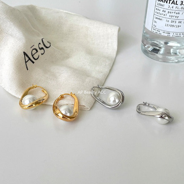 C廠-簡約復古百搭氣質珍珠耳環女時尚高級感秋冬耳扣輕奢精緻港風耳飾「EH-4131」25.11-2