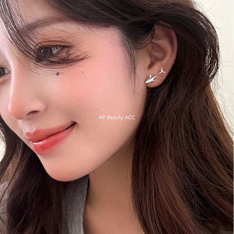 C廠-小眾設計冷淡風不對稱鯊魚耳釘女高級感酷颯可愛風銀針耳環新耳飾「EH-4141」25.11-2