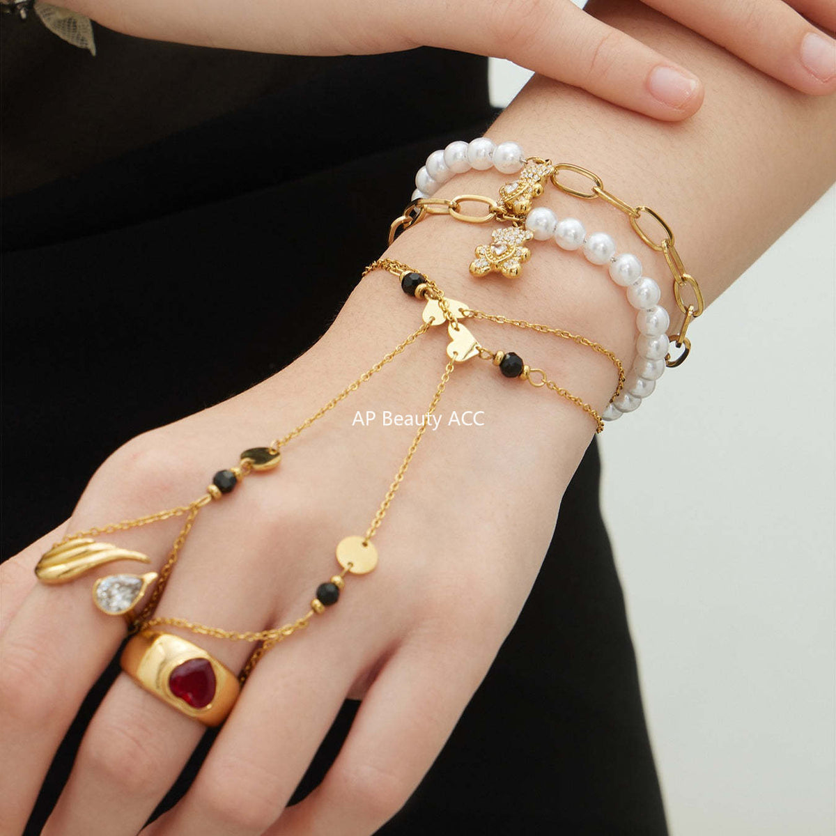 B廠-不鏽鋼愛心小熊鑲鋯石吊墜手工貝珠手鍊手指鏈組合手上鍍18k真金「E153-E162」25.12-3